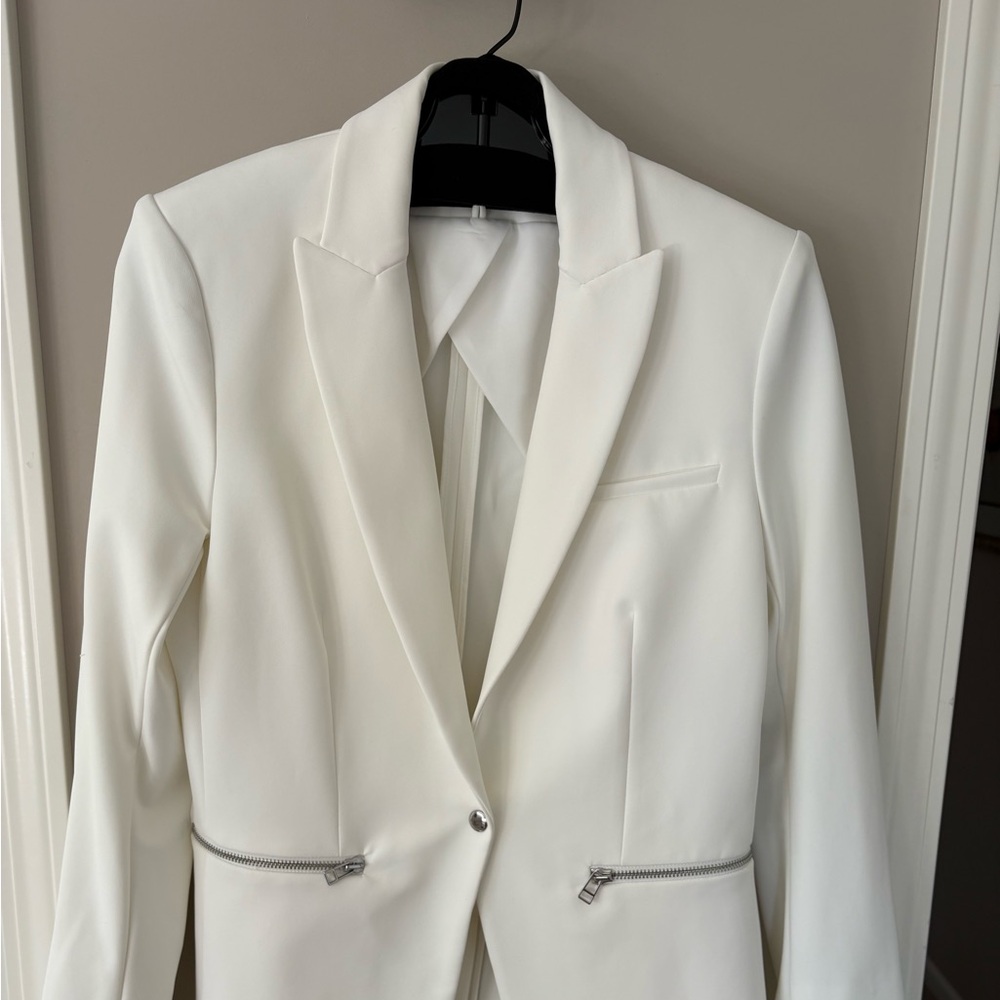 Veronica Beard Iconic Scuba Dickey Blazer Size 6 Zipper pockets